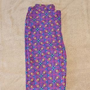 NWOT OS Lularoe Leggings